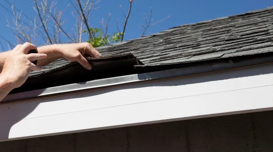 spring roof maintenance checklist in Joliet